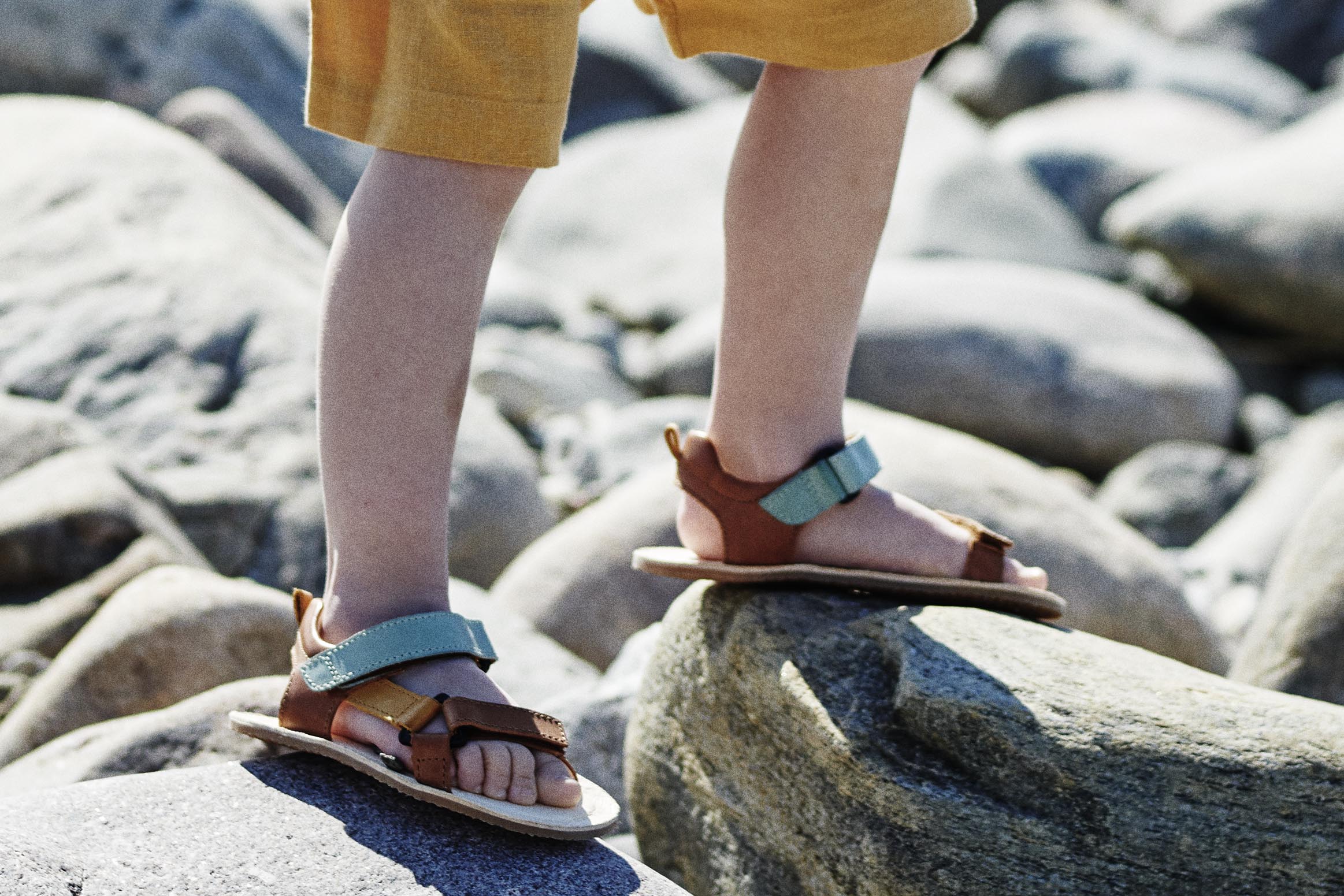 Bundgaard Skye barfods sandaler til børn i farven tan, lifestyle