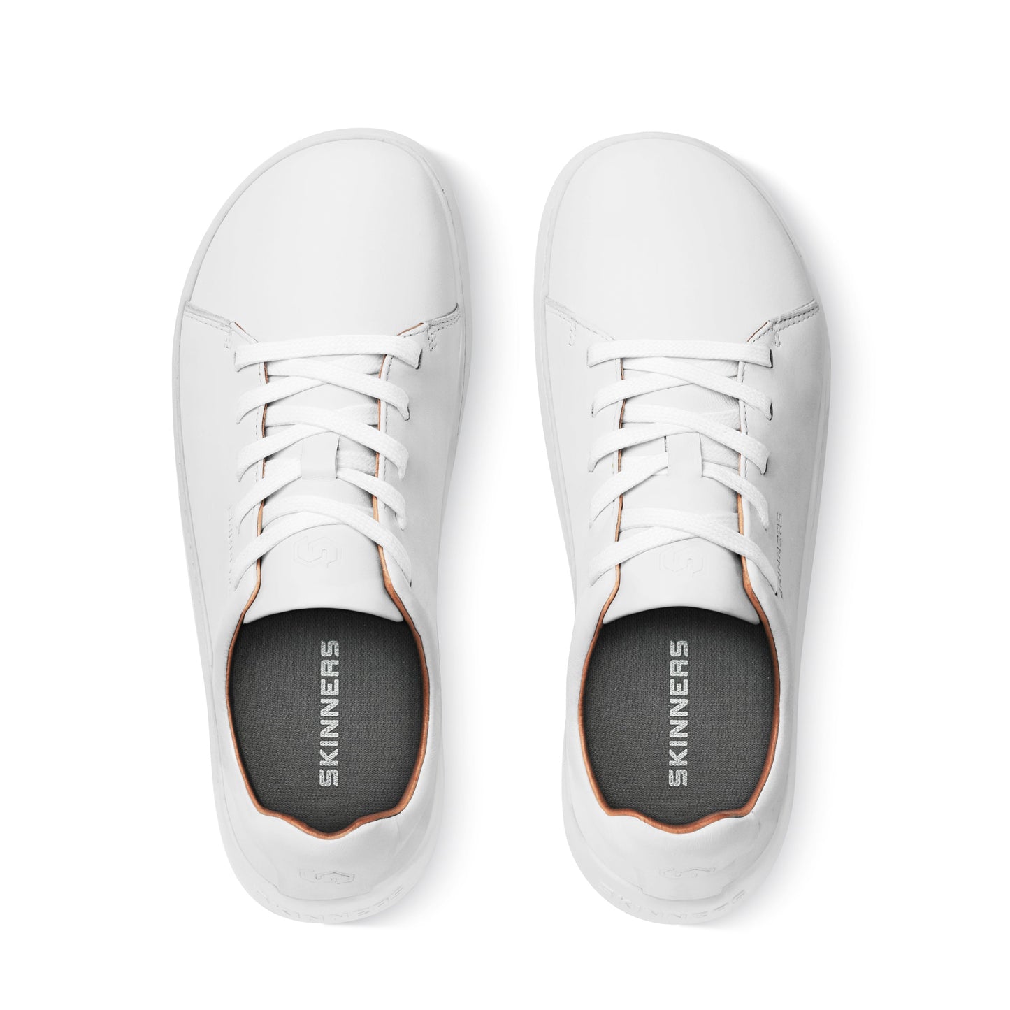Mærkbare Walker barfods sneakers til kvinder og mænd i farven white / white, top