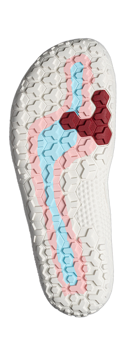 Nærbillede af sålen på Vivobarefoot Primus Trail Knit FG sko til kvinder, med multifarvet mønster for greb på terræn.