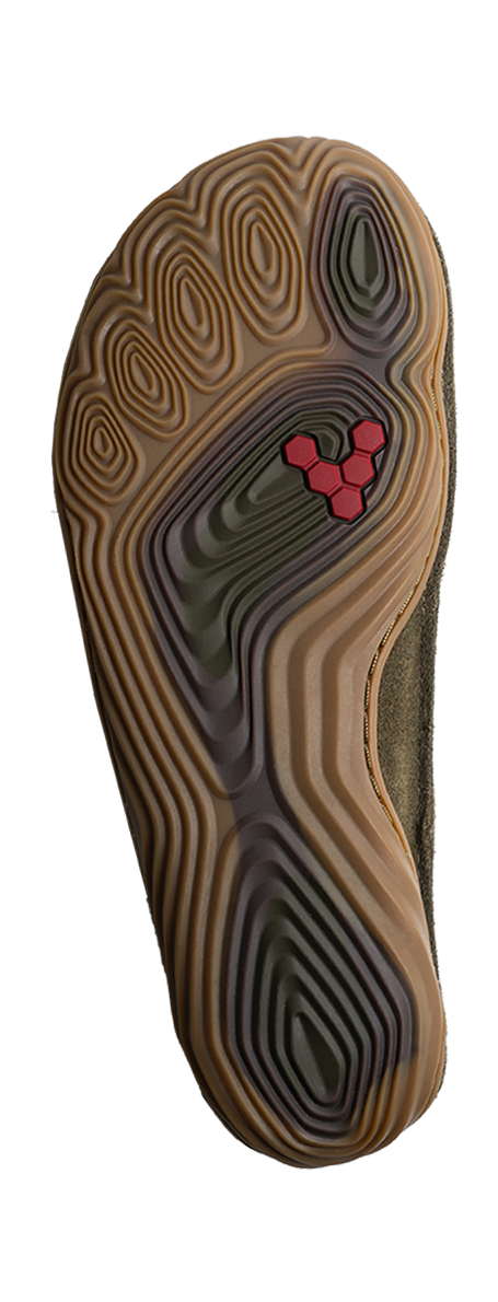 Sål af Vivobarefoot Sensus Mens i varianten Olive, designet til at efterligne barfodsgang med et unikt mønster i brunlige toner og rødt logo centralt placeret. Fremmer naturlig fodbevægelse.