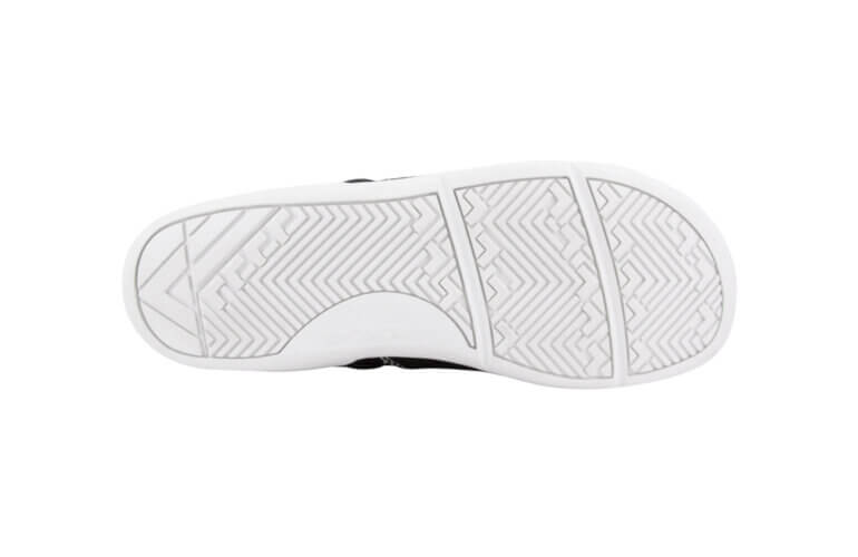 Xero Shoes Aptos Womens barfods slip-on til kvinder i farven black, saal