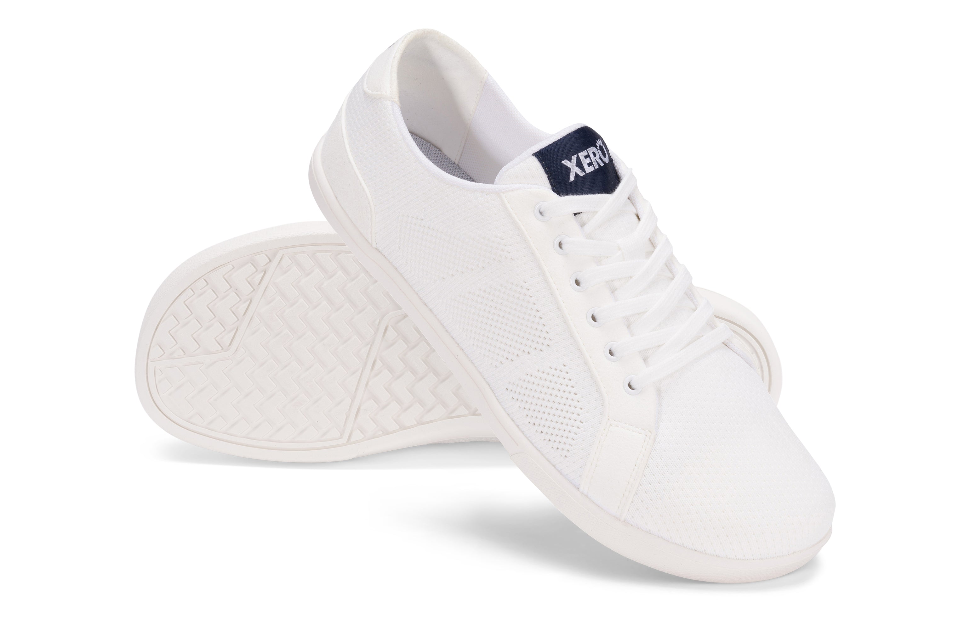 Xero Shoes Dillon Mens barfods sneakers til mænd i farven white, par