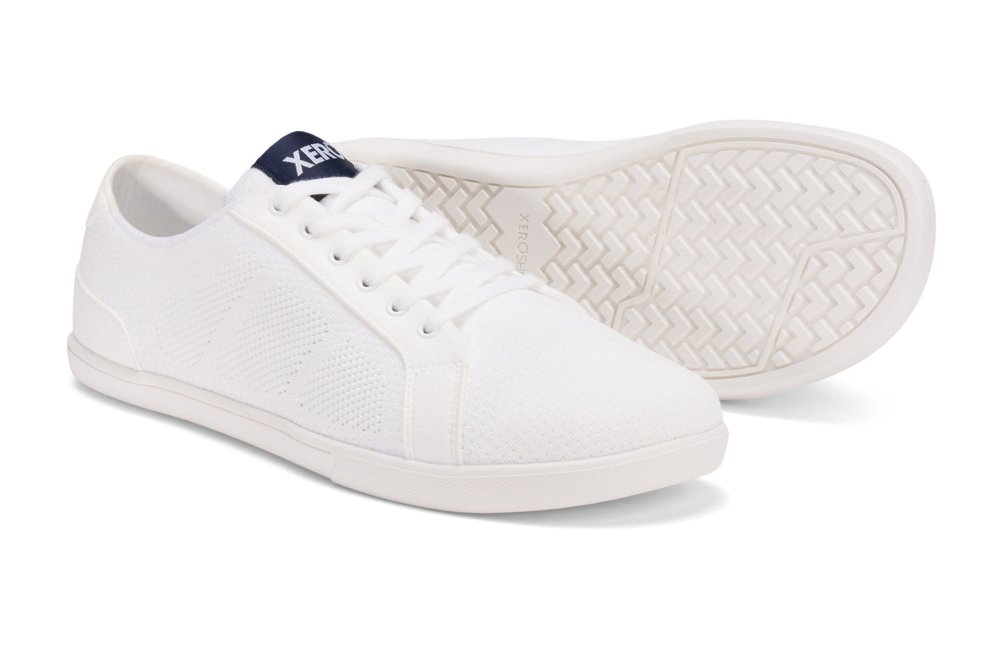 Xero Shoes Dillon Mens barfods sneakers til mænd i farven white, par