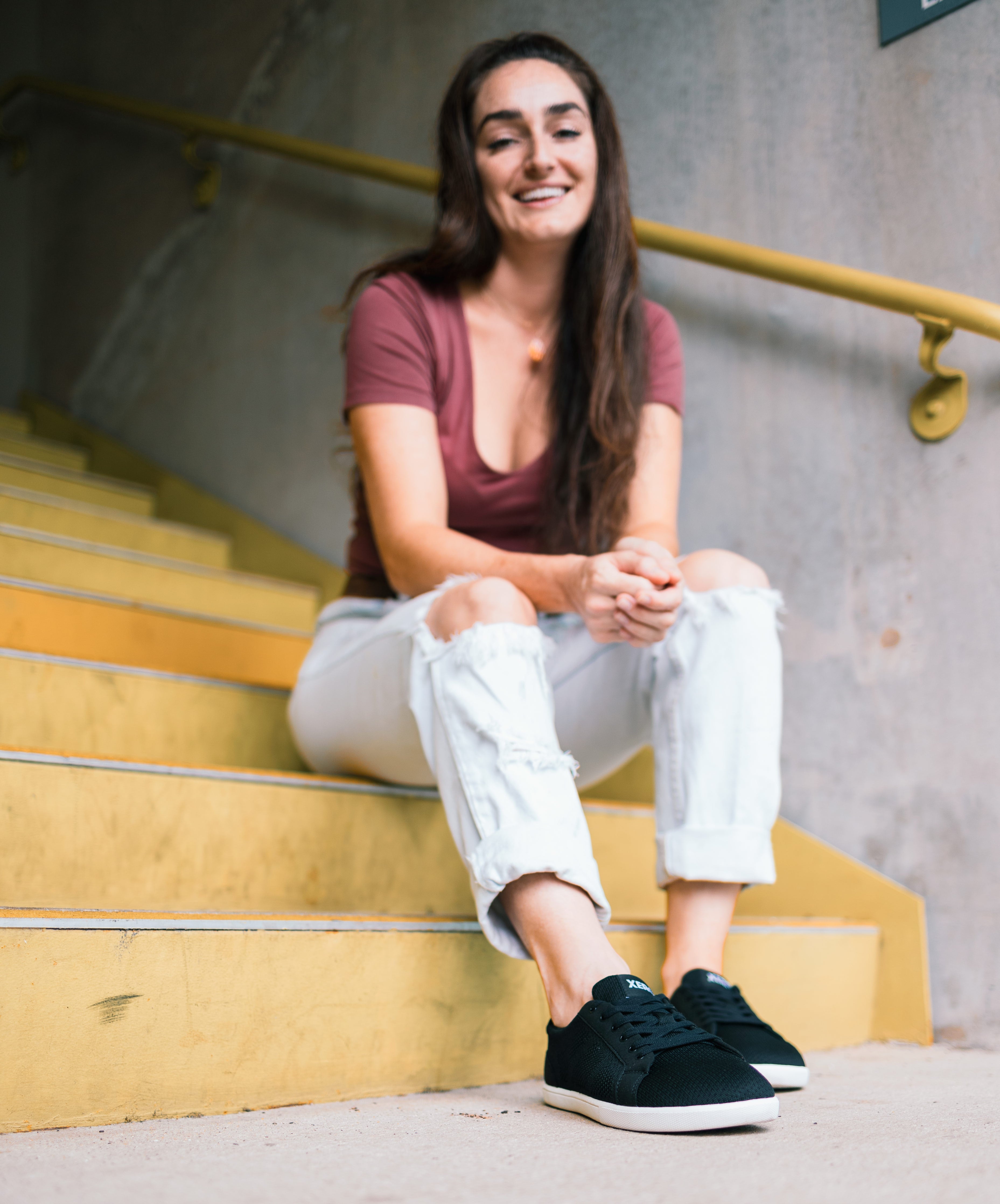 Xero Shoes Dillon Womens barfods sneakers til kvinder i farven black, lifestyle