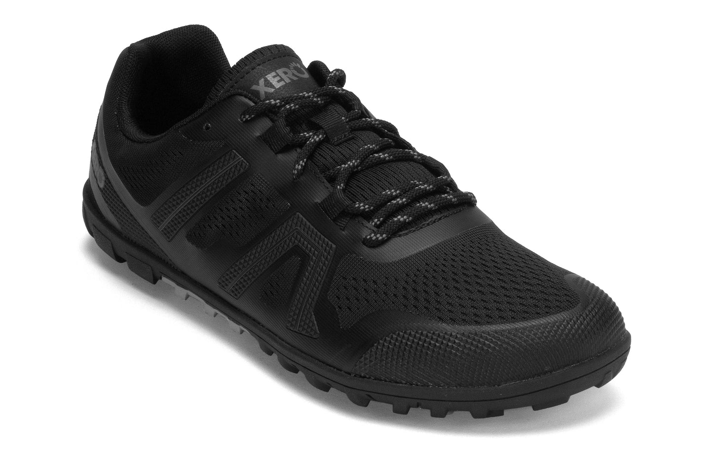 Xero Shoes Mesa Trail II Mens barfods vandresko til mænd i farven black, vinklet