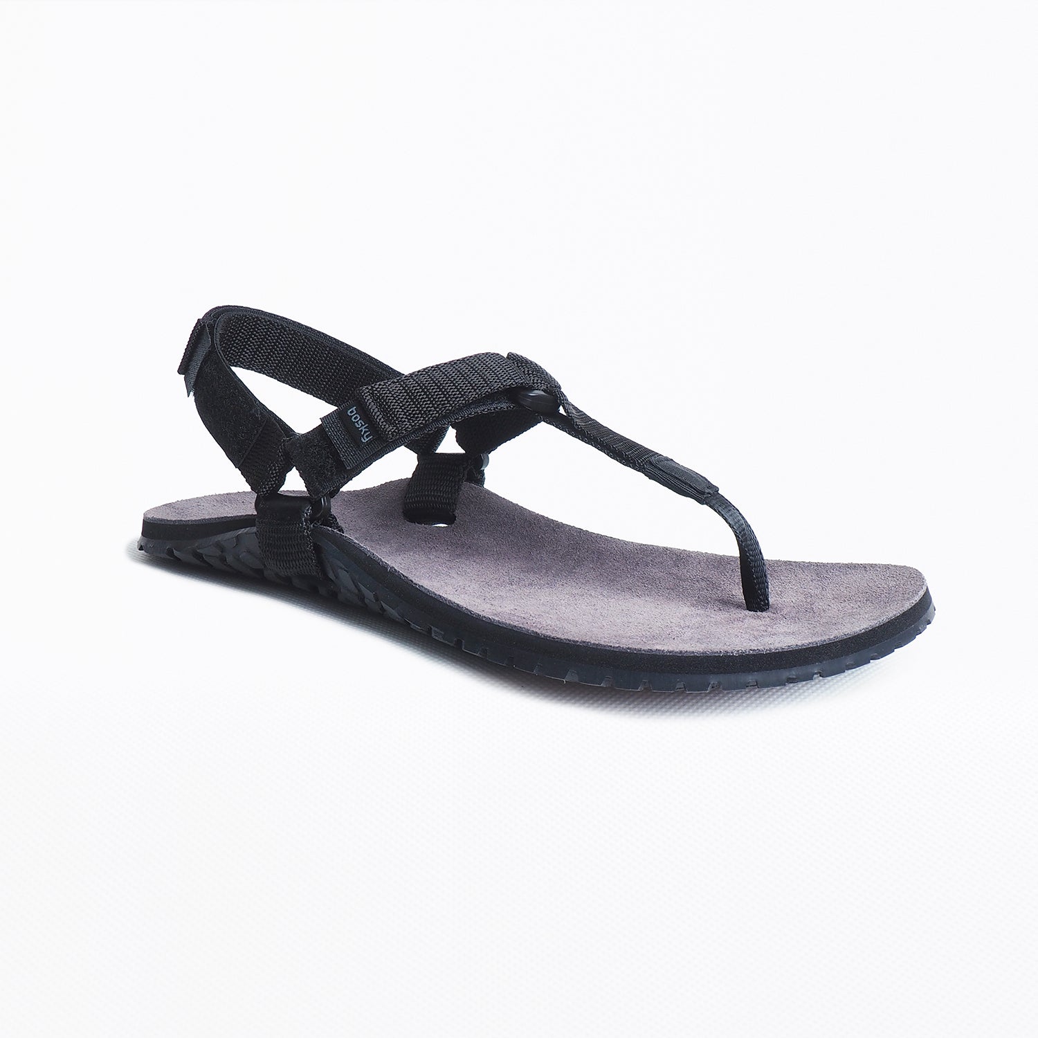 Bosky Performance Leather barfods sandaler til kvinder og mænd i farven black, vinklet