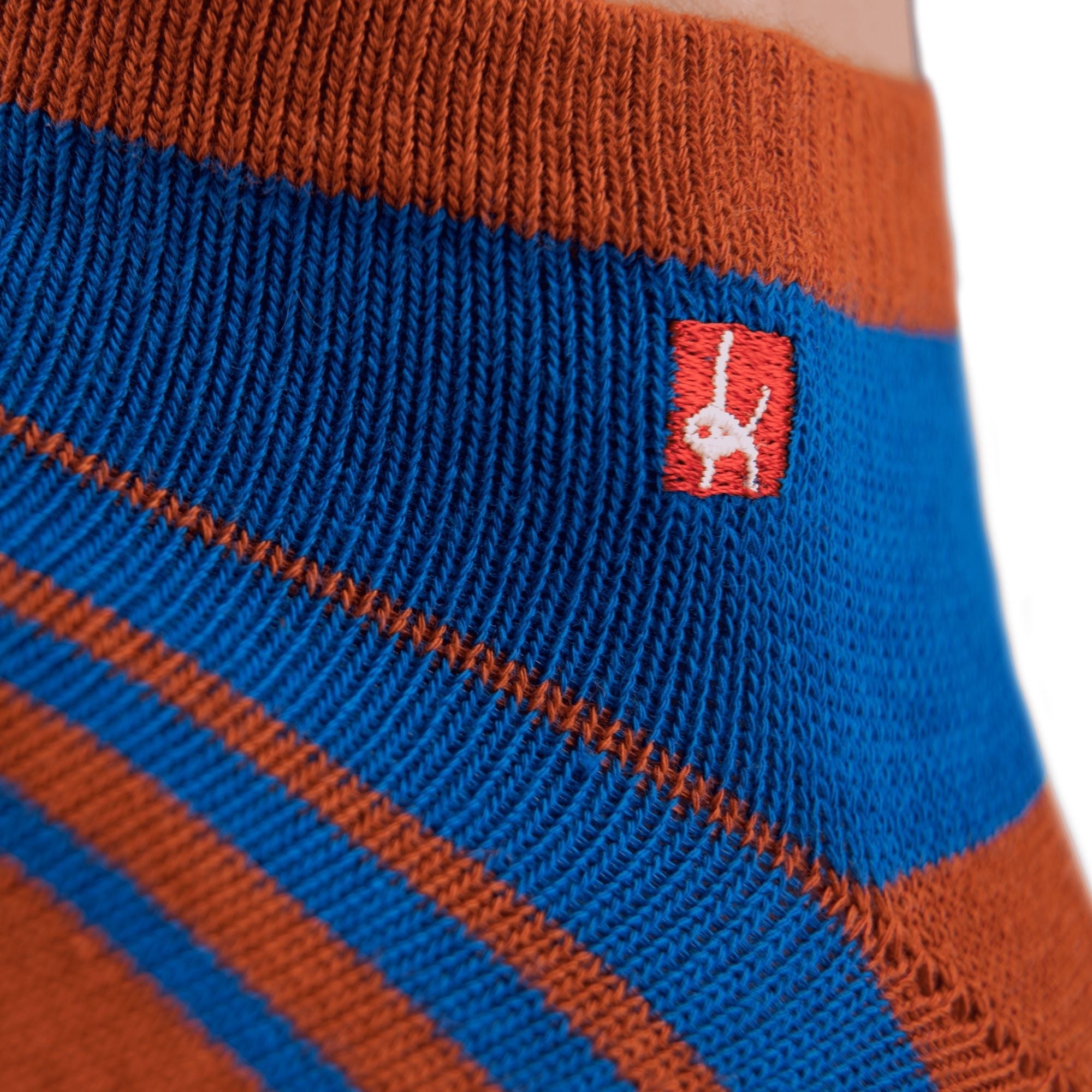 Knitido Track & Trail Spins barfods ankle tåsokker til kvinder og mænd i farven orange/blue, detalje