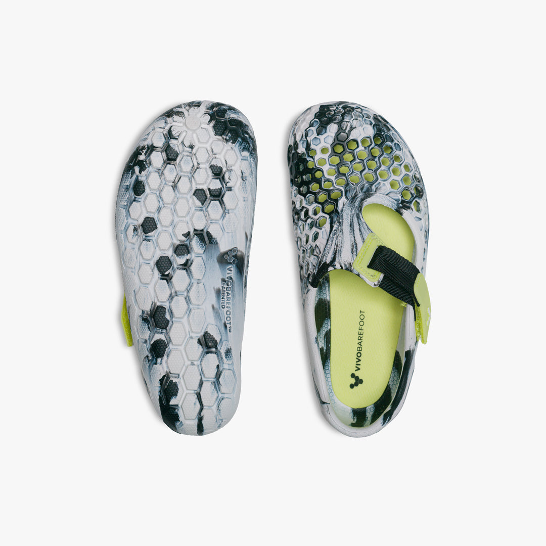 Vivobarefoot Ultra Bloom Kids barfods vandsko/sandaler til børn i farven obsidian-white, top