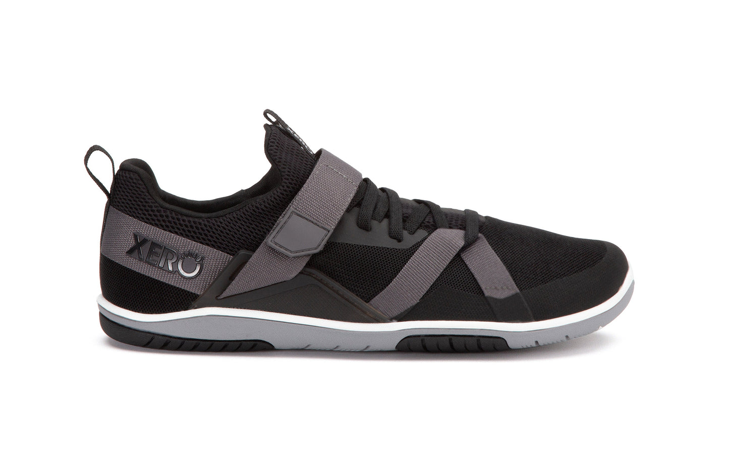 Xero Shoes Forza Trainer Womens barfods træningssko til kvinder i farven black, yderside