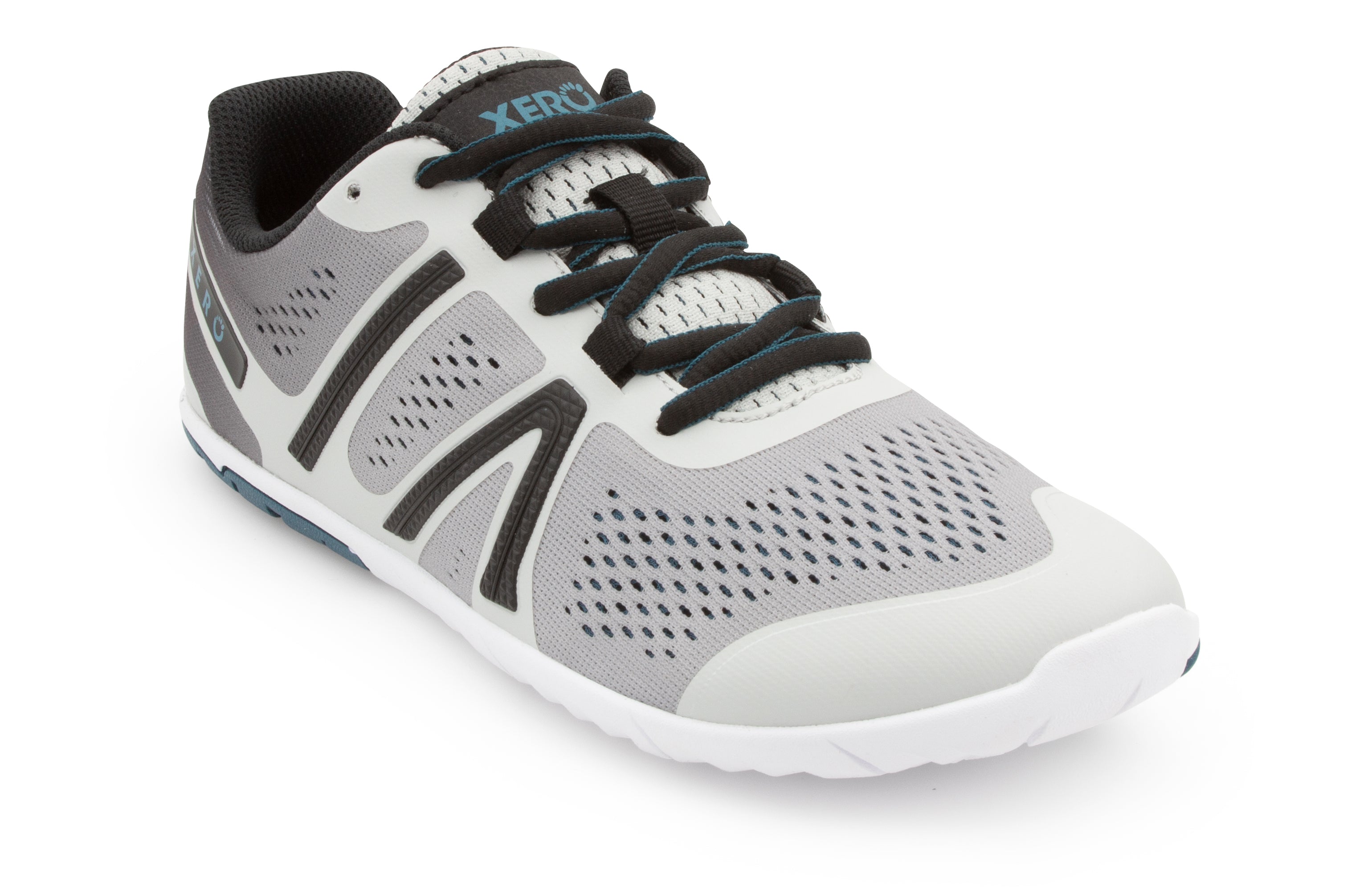 Xero Shoes HFS Womens barfods træningssko/løbesko til kvinder i farven aurora gray, vinklet