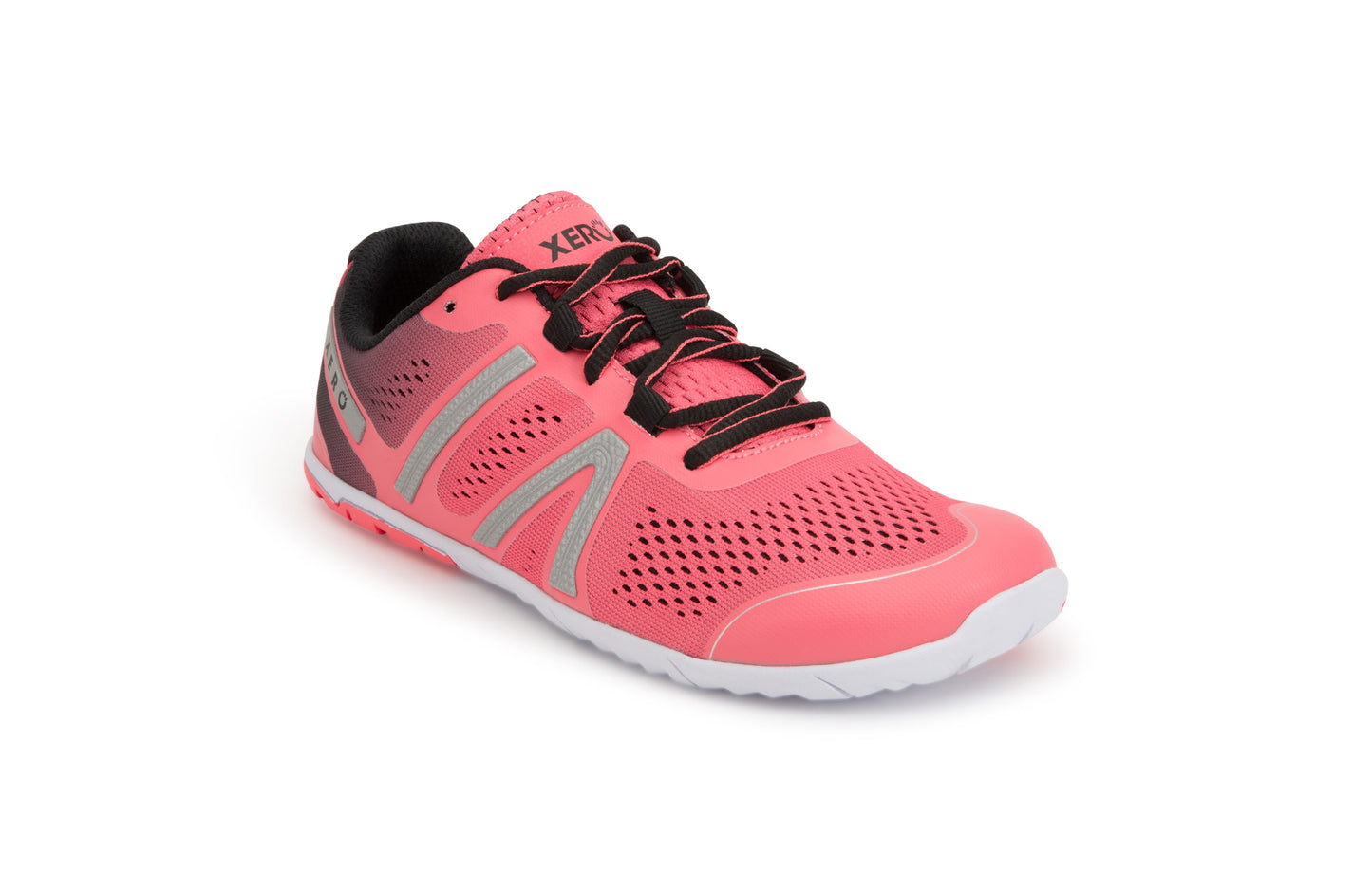Xero Shoes HFS Womens barfods træningssko/løbesko til kvinder i farven coral hush, vinklet
