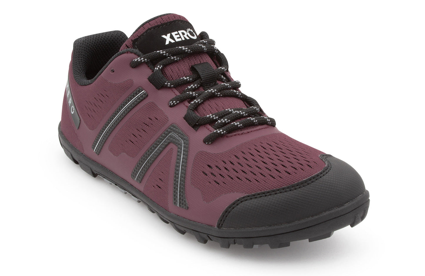 Xero Shoes Mesa Trail barfods trailsko til kvinder i farven muddy rose, vinklet