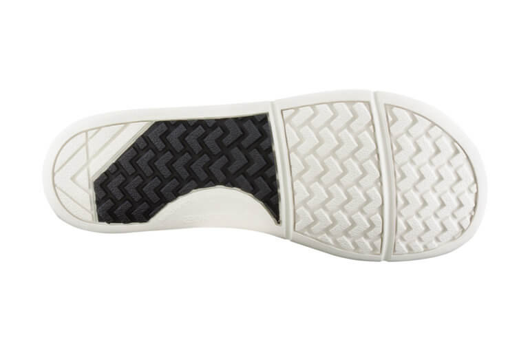 Xero Shoes Prio barfods løbesko/træningssko til mænd i farven black/white, saal