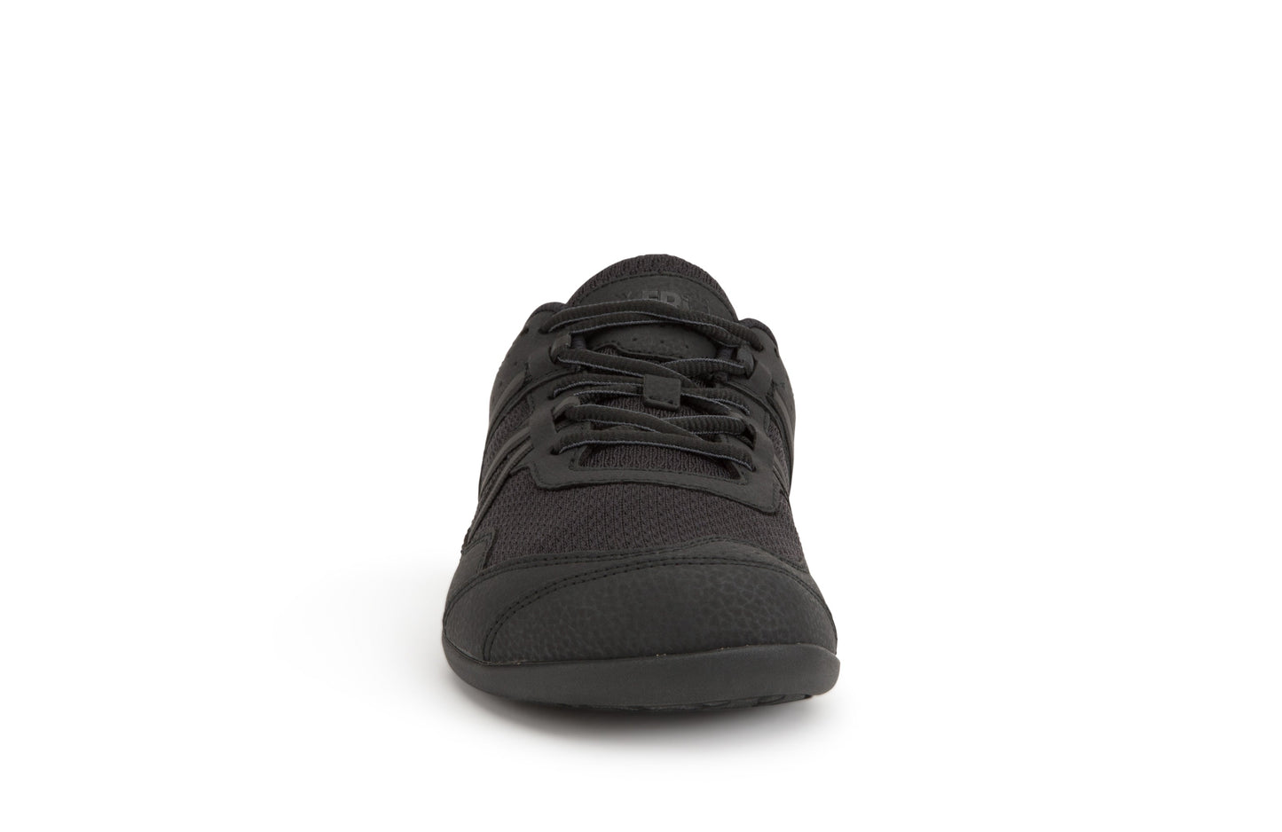 Xero Shoes Prio Womens barfods træningssko til kvinder i farven black, forfra