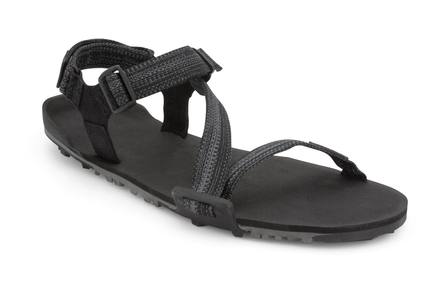 Xero Shoes Z-Trail EV Mens barfods vandresandaler til mænd i farven multi-black, vinklet