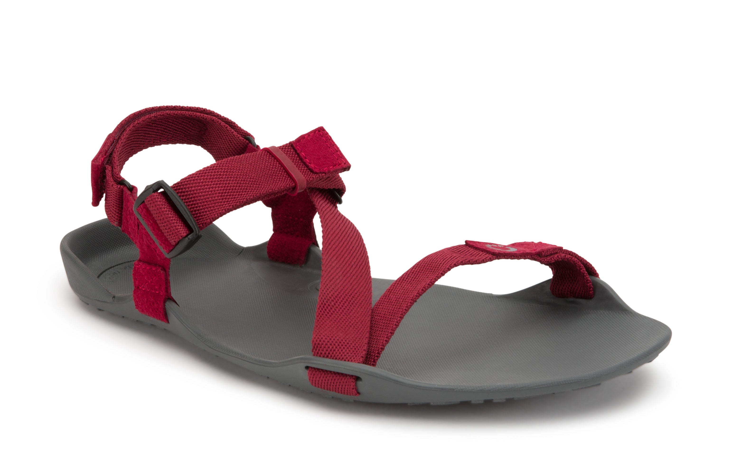 Xero Shoes Z-Trek Men barfods sandaler til mænd i farven biking red, vinklet