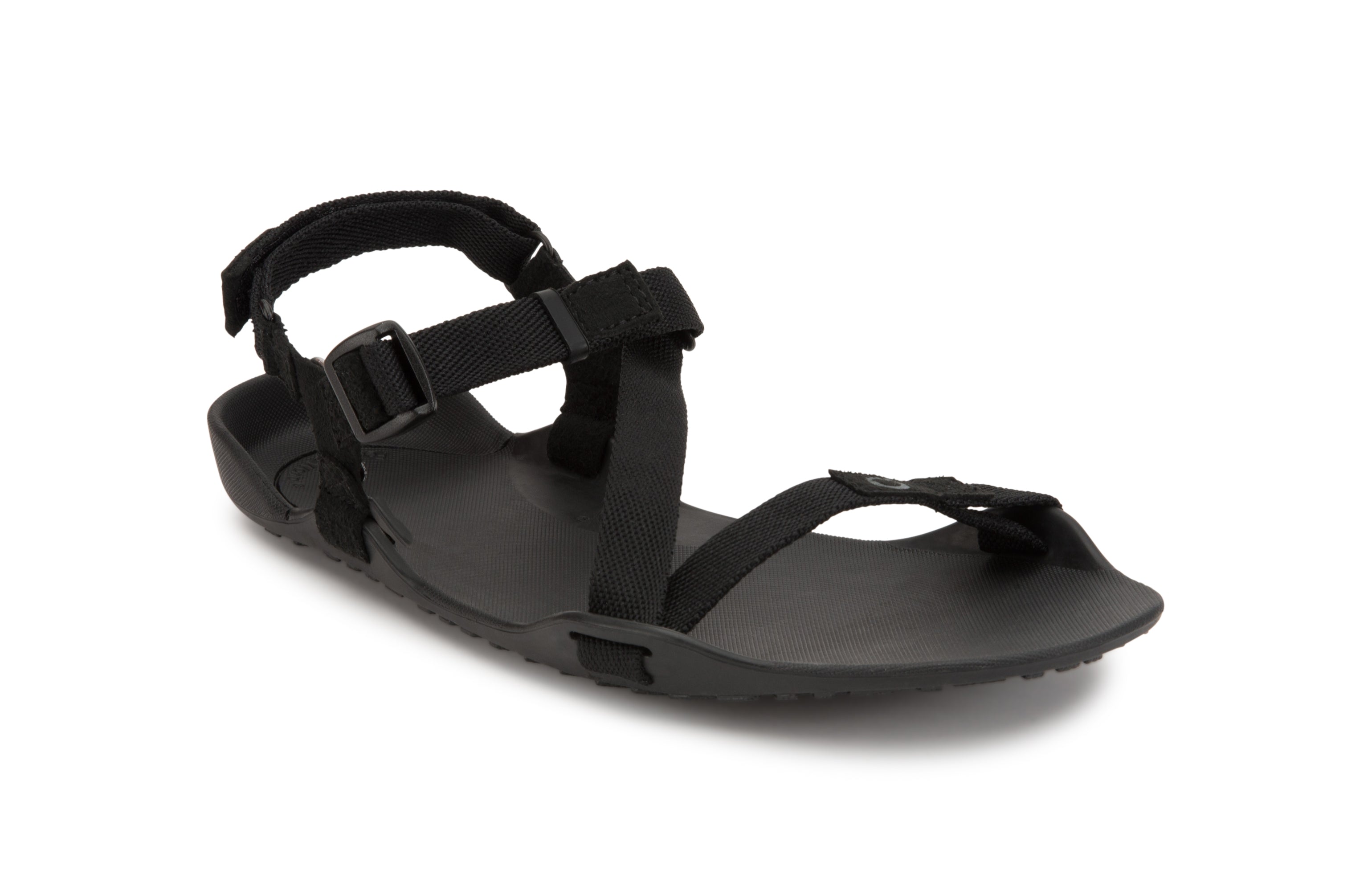 Xero Shoes Z-Trek Women barfods sandaler til kvinder i farven black, vinklet