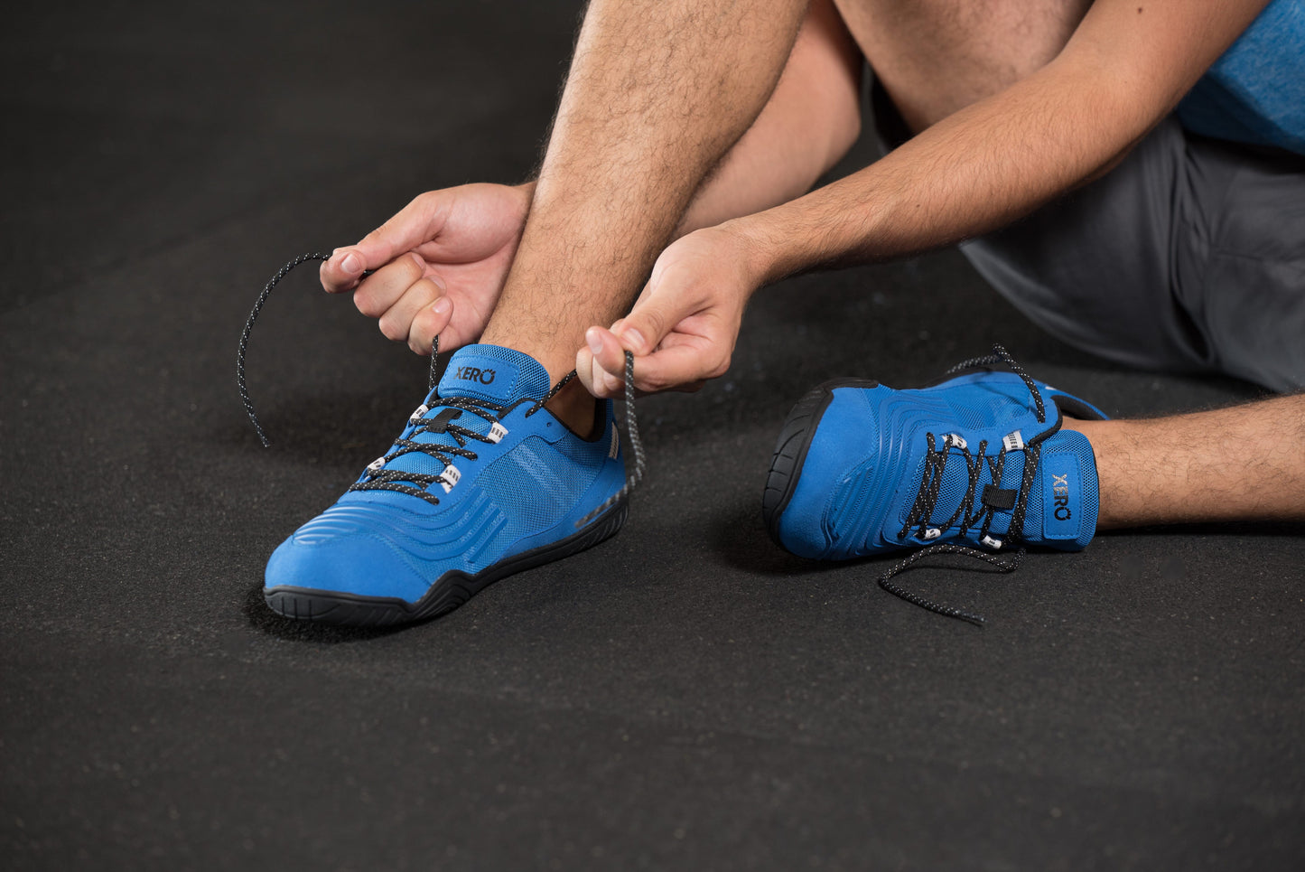Xero Shoes 360° Mens barfods træningssko til mænd i farven blue gray, lifestyle